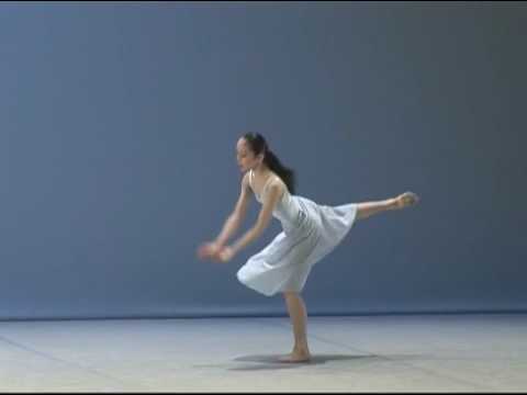 Prix de Lausanne 2009 Selection Contemporary Variation - Mizuki Noshiro