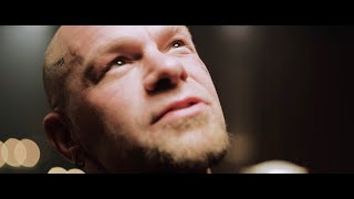 Five Finger Death Punch - Darkness Settles In (Official Music Video)