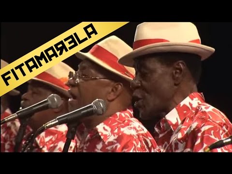 Velha Guarda do Salgueiro - Festa para um rei negro-Pega no ganzê