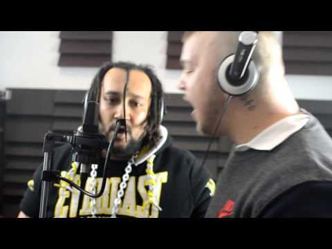 Mikey B & MC Earl - Bassline Banger