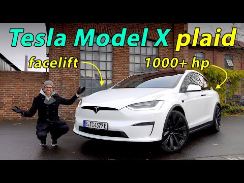 2023 Tesla Model X plaid driving REVIEW - the almost flying EV SUV 🏁