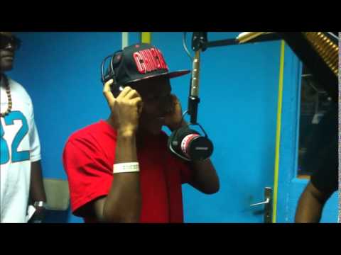 Freestyle Video - Interview In Martinique @ Super Radio