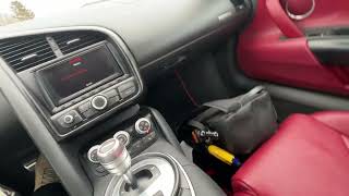 2011 Audi R8 V10 Spyder Functions