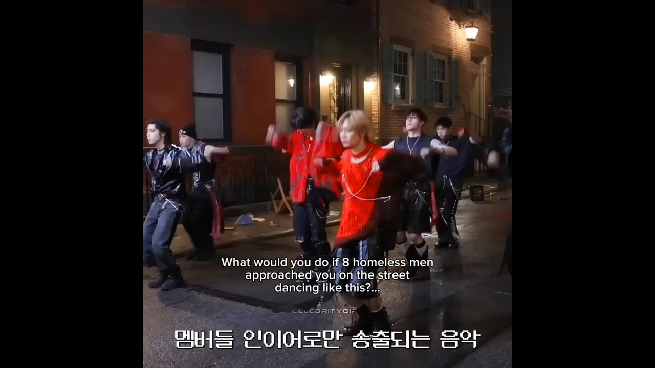 I would be scared fr😥😭 #kpop #straykids #foryou #boyband #funny#skz #fyp #hyunjin #celebritygirl