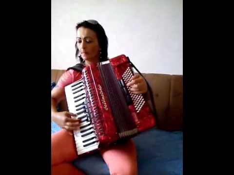 Tomislava Jerković - Jutros rano komšija mi zrele šljive bira