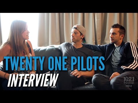 Twenty One Pilots - Interviews On The Edge