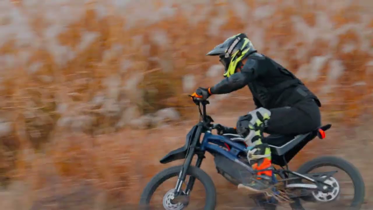 EM23 Electric Dirt Bike in Action ⚡ Instant Torque