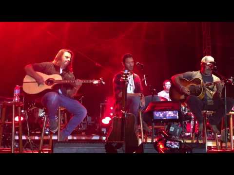 Aaron Lewis with Sully Erna Rooster LIVE