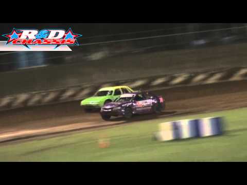 Modified Sedans - Qual Heat 8 - Kings Royal - Kingaroy Speedway - 24.01.14