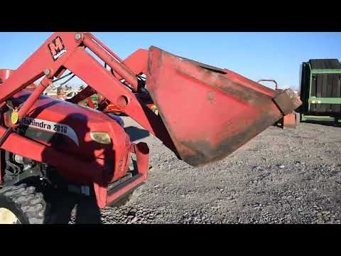 MAHINDRA 2810 For Sale