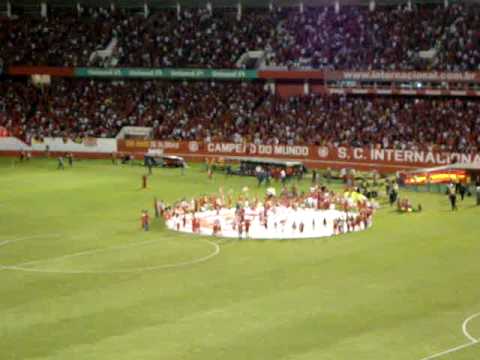 COPA SANTANDER LIBERTADORES DA AMÉRICA 2010 - INTERNACIONAL 2 X 0 Banfield - 03.MPG