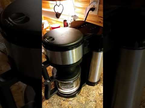 YouTube video about: Why does my bunn coffee maker leak water?
