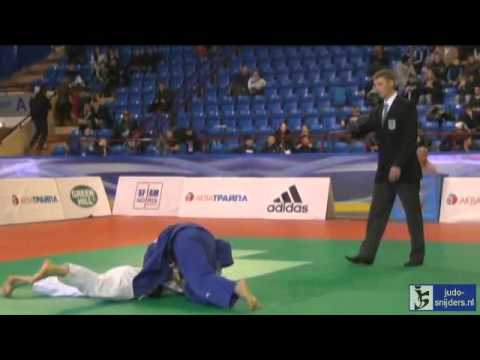 Judo 2013 European Open Minsk: Pappas (AUS) - Shemesh (ISR) [-60kg]