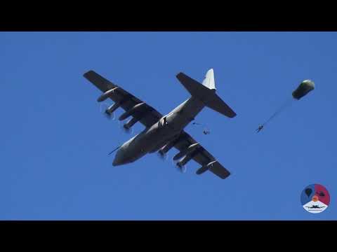 Paradropping 75 years Operation Market Garden Memorial Luchtlandingen Ede 2019