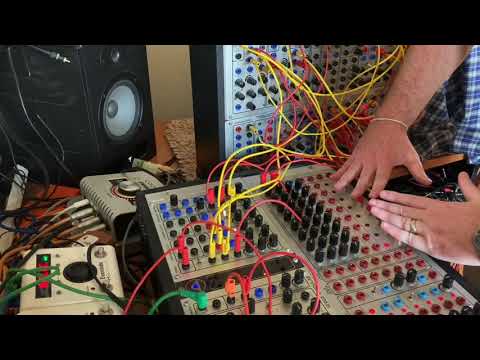 Serge Modular improv by mudlogger