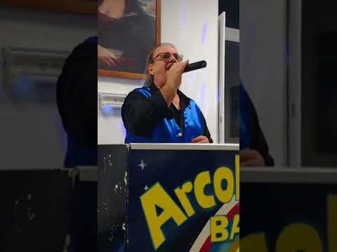 Orchestra Arcobaleno - Medley Dik Dik (L'isola di Wight,Senza luce,Io mi fermo qui)