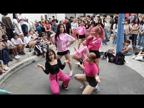 QUEEN. TWICE 'TT' , MOMOLAND 'BBOOM BBOOM' COVER. CUTE ATTRACTIVE.