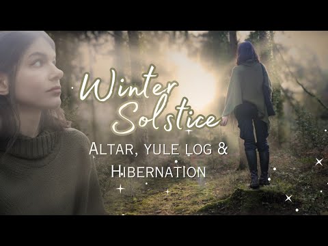 A Witch's Winter Solstice 🌲 Yule Altar, Yule Log & Hibernating ✨️