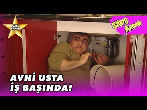 Avni Lavabonun Tamirini Yapıyor! - Sihirli Annem Özel Klip