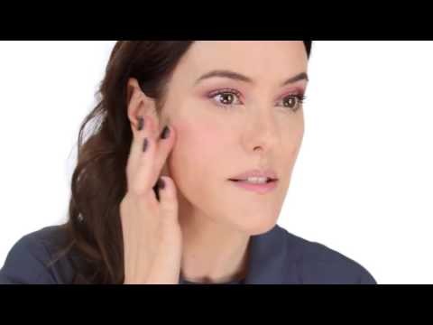 268 Lisa Eldridge interprets Collection Notes de Printemps   CHANEL
