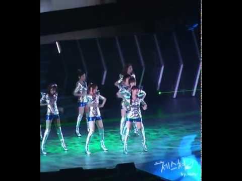 110628 THE GREAT ESCAPE @ Yoyogi - Jessica