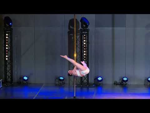 Wiktoria Kowalczyk - Pole Dance Show 2022 - JUNIORS 12 14 DEBIUT