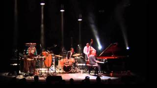 AHMAD JAMAL Live in Paris   BLUE MOON