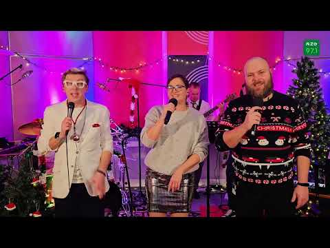 Carol singing with Radio Zielona Góra: Let us all go to the stable