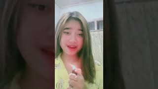 Download lagu story wa cewek cantik sange mp3