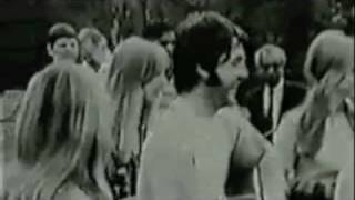 And I Love Her (&quot;Lennon/McCartney&quot;) - Glorious Osaka