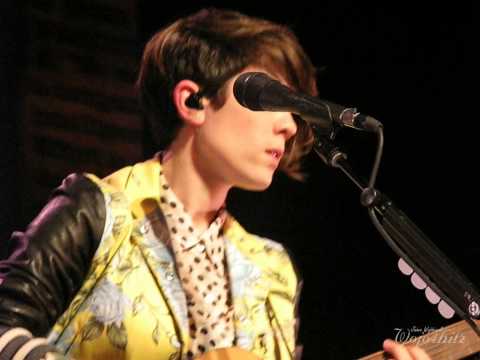 20/20 Tegan & Sara - Living Room @ Casino New Brunswick, Moncton, NB 7/31/13