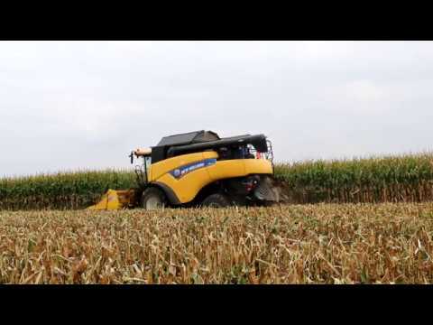 New Holland CR 8070 - AGROGLOBAL 2018