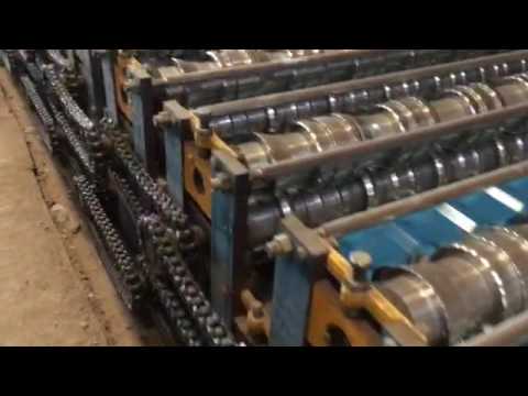 Corrugated metal roof forming machine