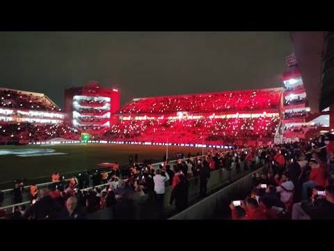 "Todos los videos de la hinchada de Independiente ante Barracas Central (2023)" Barra: La Barra del Rojo • Club: Independiente
