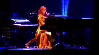 Tori Amos: Putting the Damage on @ Hammersmith Apollo, London 11th Sep 2009