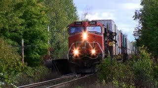 preview picture of video 'CN 2688 at Smail (23SEP2012)'