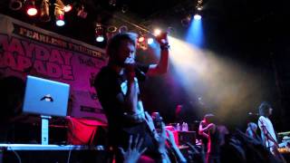 Breathe Carolina - The Birds And The Bees LIVE