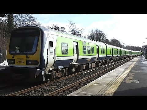 Irish Rail 29000 Class Commuter Train 29125 - Clonsilla Station, Dublin