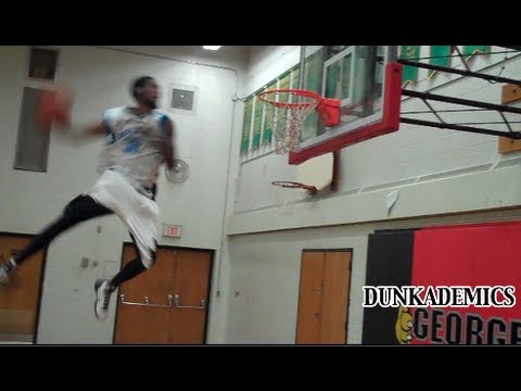 Jus Fly :: BEST Dunker in the World !???