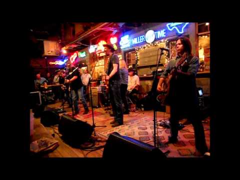Walt Wilkins and The Mystiqueros - This Old House