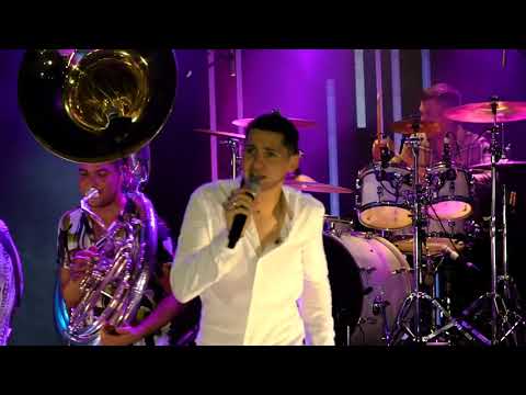 Impacto Sinaloense - Ramito De Violetas Y Tu Cariñito (Popurrí)