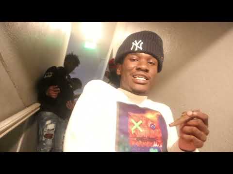 Dee Bandz - In Da Field (Official Video)