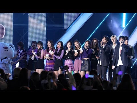 171101 TWICE EXO BTS NCT127 전출연진 엔딩 Butterfly 4K 직캠 [평창올림픽 G-100 콘서트] by 비몽