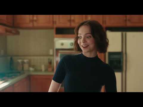 A Minecraft Movie - Henry, Natalie and Dawn introduction