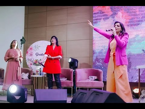 Fernanda Brum, Eyshila e Liz Lanne - Espirito Santo - AO VIVO - Gratidão Entre Amigas
