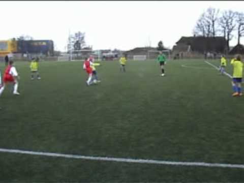 Hooglanderveen E2 - IJsselmeervogels E2 uitslag 3-2