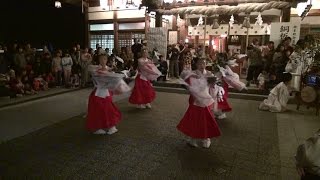 preview picture of video '宇和津彦神社　秋季大祭　宵宮祭　本殿前にて　巫女舞　フラッシュ注意　愛媛 宇和島 2014　10　28'
