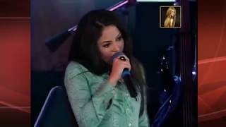 Un Poco de Amor Live- Shakira
