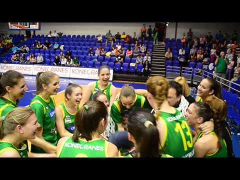 Soproni Darazsak Akadémia - levegőben az edző!