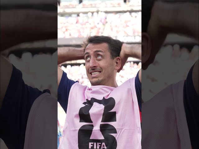 Tres minutos, dos minutos, un solo minuto para ser... CAMPEONES DEL MUNDO.